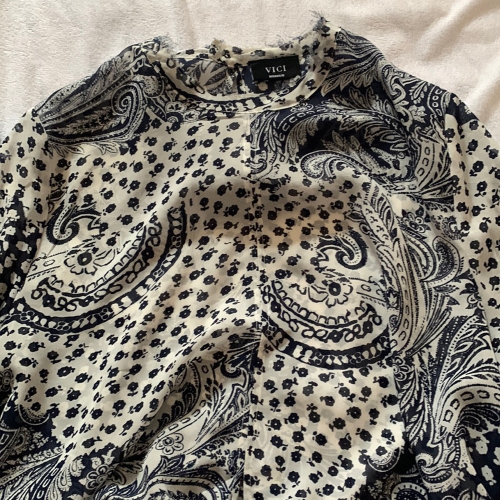 Vici long sleeve tie front blouse